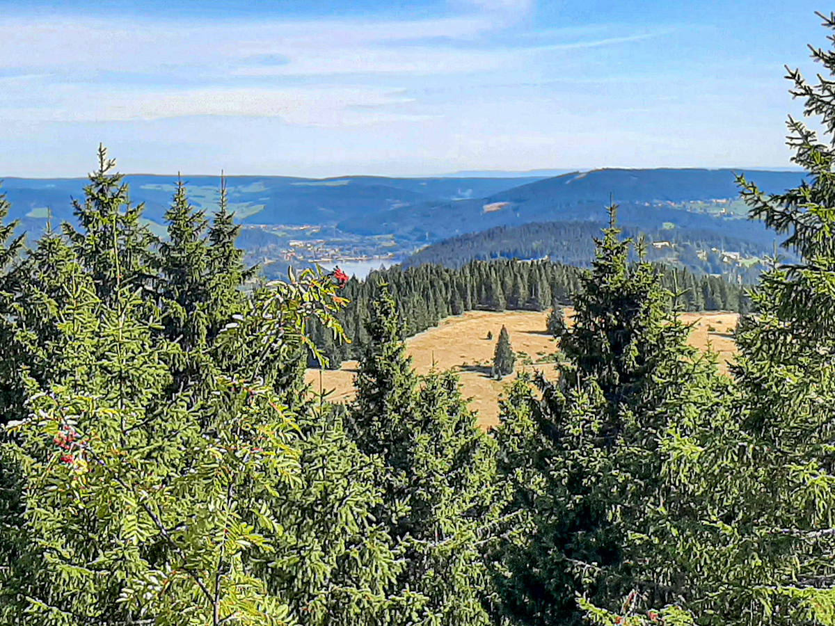 Der Blick nach Nord-Ost auf den Titisee