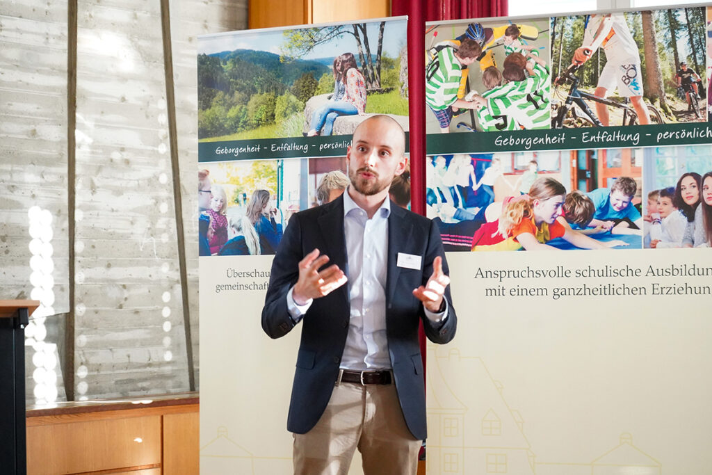 Yves Ketterer, verantwortlich für die technische Ausbildungsleitung bei der Testo SE & Co. KGaA in Titisee