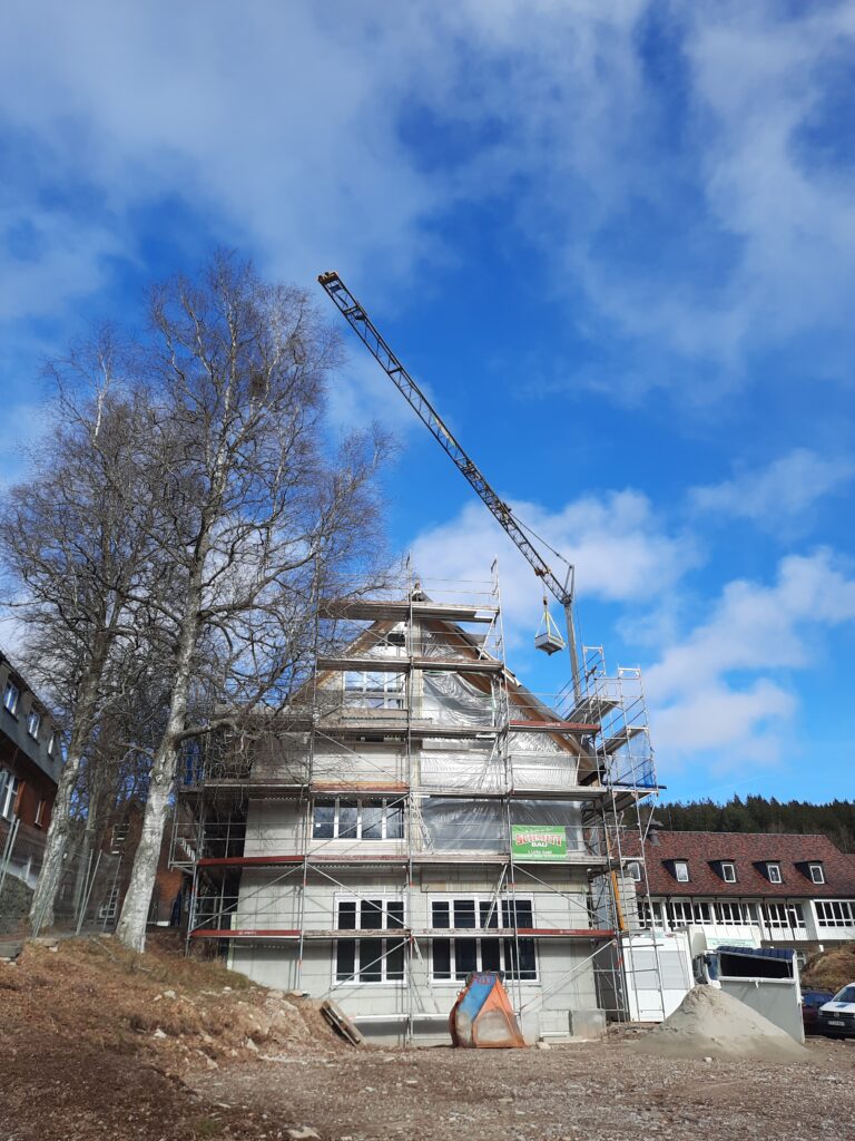 Ansicht von Süden - viele Fenster für einen tollen Blick auf den Windeck