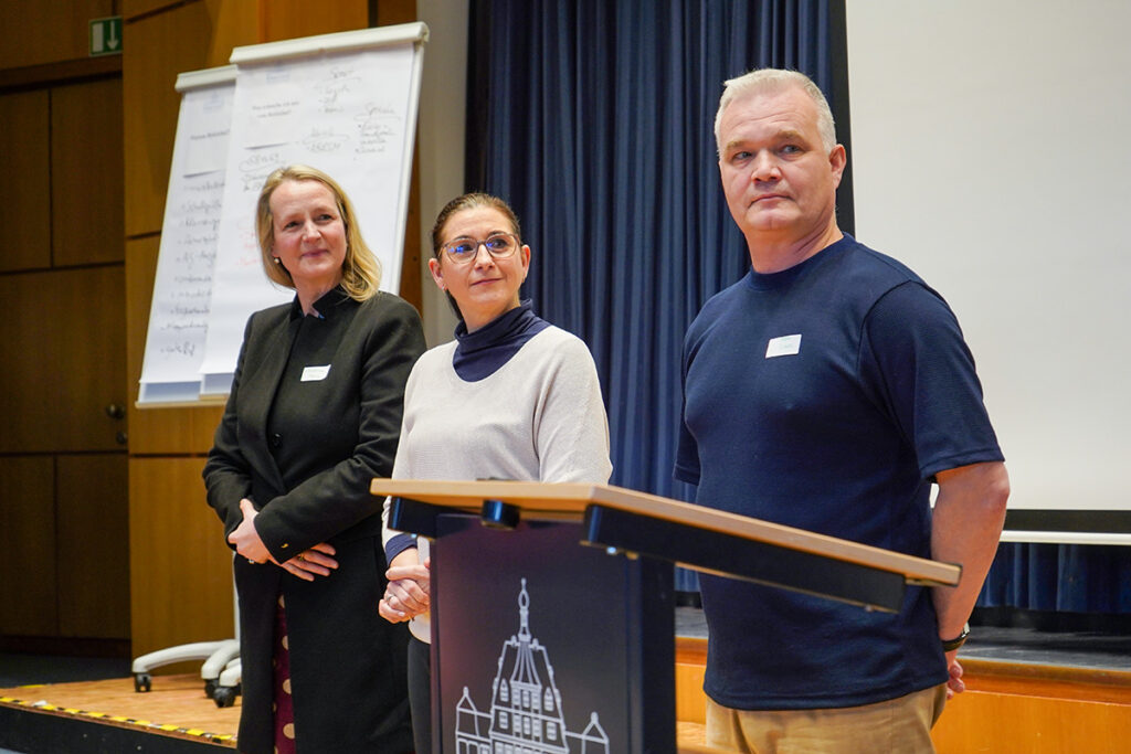 Die neu gewählten Mitglieder des Elternbeirats: Christine
Merz, Nora Ganter, Stefan Nowak (von links)