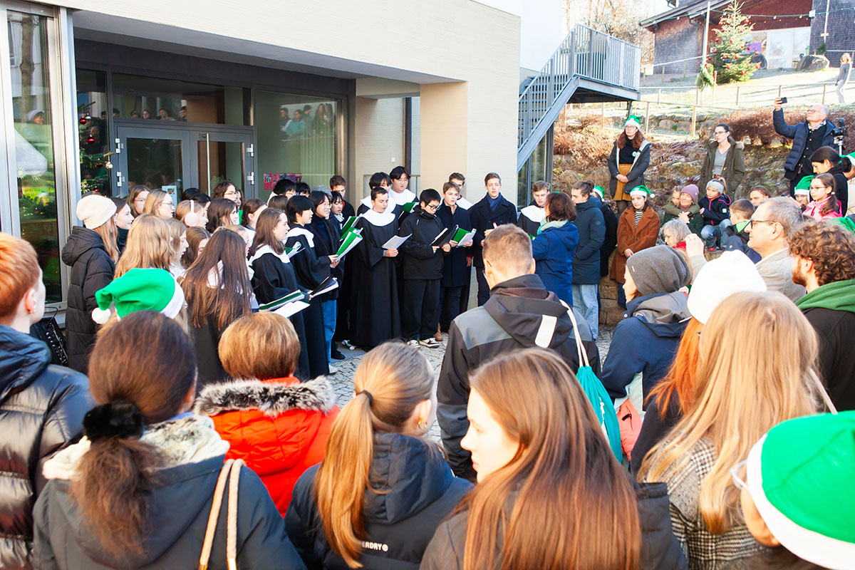 Advent am Birklehof: 50 Jahre Weihnachtsmarkt für einen guten Zweck