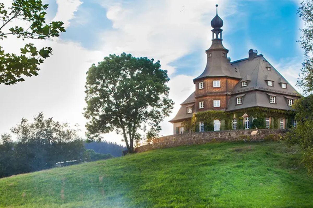 eliteinternat-deutschland Außenansicht Internat Birklehof. zum Thema Eliteinternat Deutschland