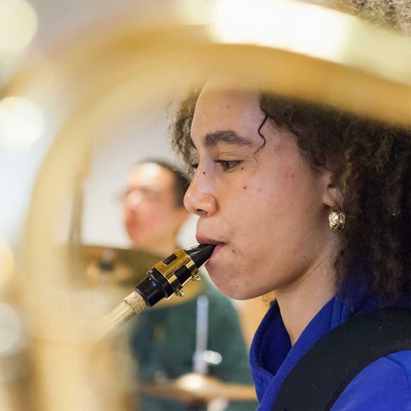 Schülerin mit Klarinette am Musikinternat Birklehof